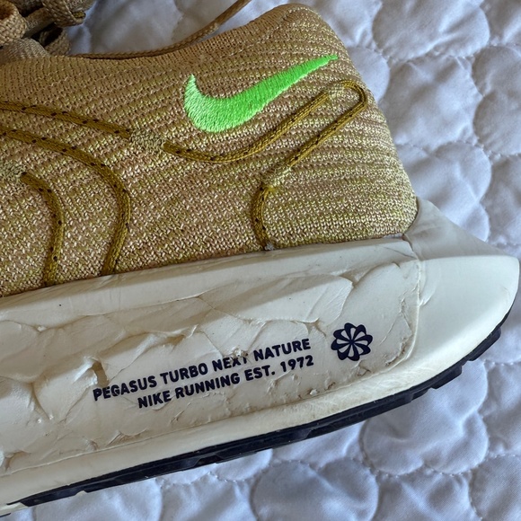 Nike Zoomx Pegasus Turbo Next Nature Runners in Sesame Size 9.5 - Picture 5 of 8